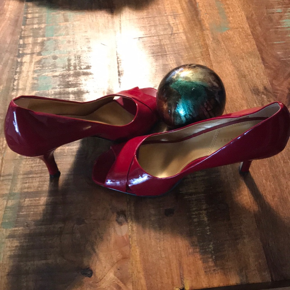 Shoe